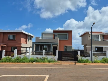 4 Bedroom House